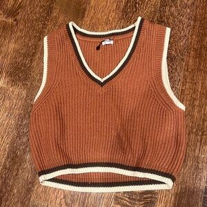 BNWT sweater vest
